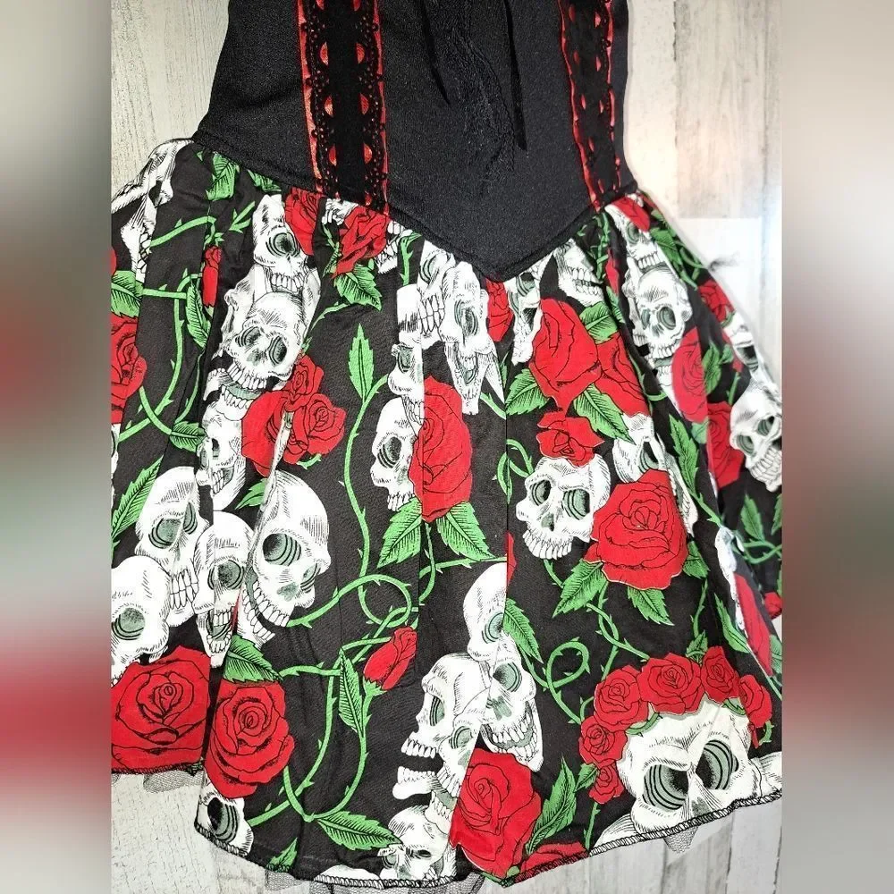 Hot Topic Black and Red Skull Dress - Picture 6 of 10